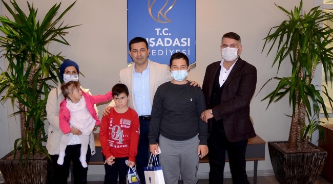 Kuşadası belediye başkanı ömer günel’e çok özel ziyaret