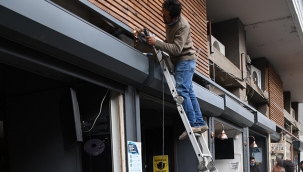 Turistik çarşılarda sıra dış cephe düzenlemesinde