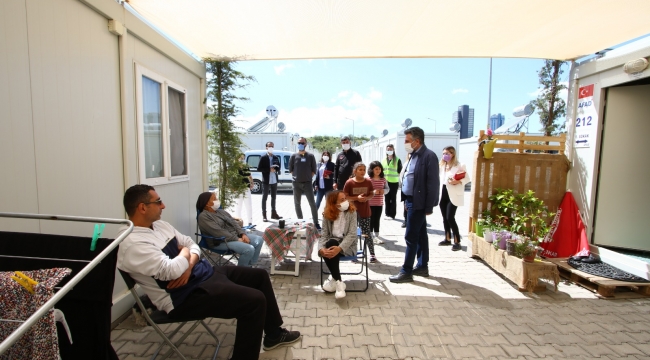 Başkan sandal, “depremzedeleri yalnız bırakmıyor”