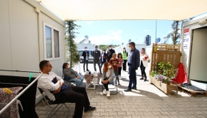 Başkan sandal, “depremzedeleri yalnız bırakmıyor”