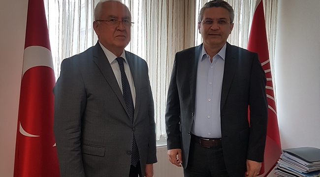 Başkan Selvitopu CHP Genel Başkanı Kılıçdaroğlu&#039;nu ziyaret etti.