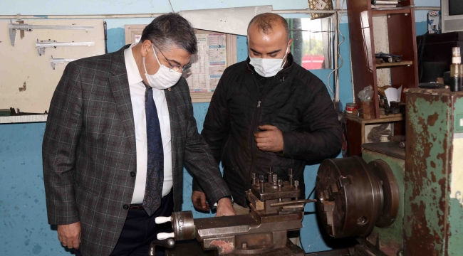 CHP’li Sındır, “esnaf AKP iktidarının biletini kesmiş!”