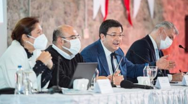 Demokratik dönüşüme ihtiyaç var