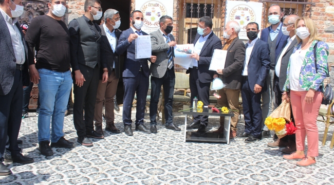 Kutsal bir iş yapıyorsunuz, varsınız ama yoksunuz