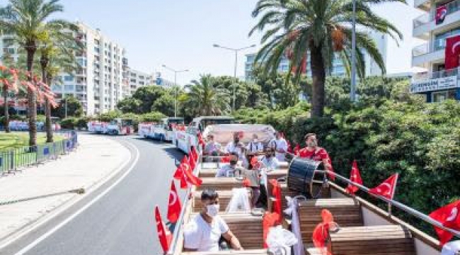 4 günlük 19 Mayıs coşkusuna İzmirli müzisyenler de katıldı