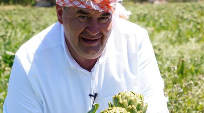Başkan Oran hasada katıldı ve söz verdi