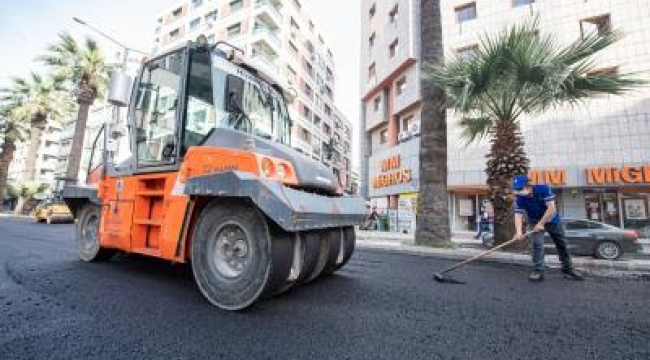 Başkan Soyer, Talatpaşa Bulvarı’ndaki asfalt çalışmalarını inceledi
