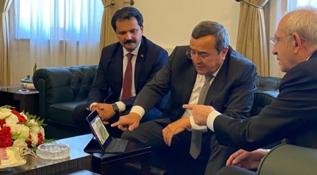 Batur’dan Konak’ın açılışlarına davet