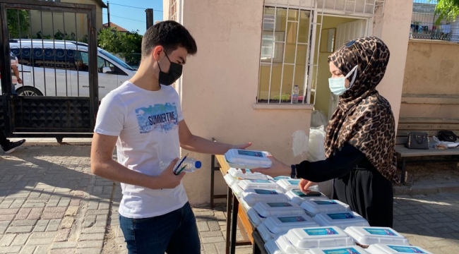 Bergama Belediyesi’nden öğrencilere sınav desteği