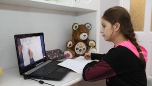 Dijital Dershane Bucalı gençleri sınava hazırladı.