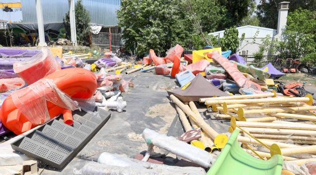 Hurdalar emekle parklara hayat verdi