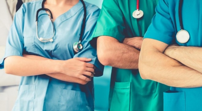 Sağlık çalışanlarının istifa yasağı kalkıyor