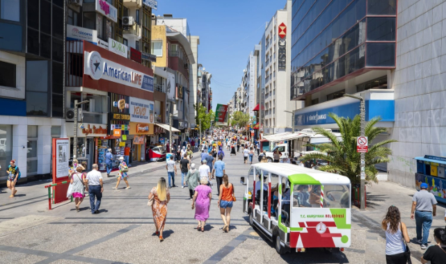 Türkiye genelinden 90 genç Karşıyaka Çarşı'yı tasarlayacak - İzmir'e Dair