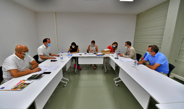 Büyükşehir’in raylı sistem atağı sürüyor: Kemalpaşa metrosu için ilk adım atıldı