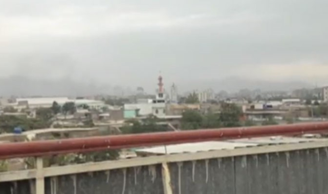 Kabil havalimanına çok sayıda roket atıldı