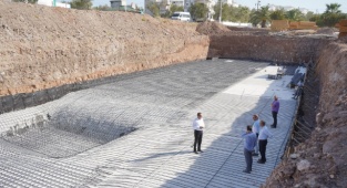 Ayvalık'tan Tam Donanımlı Yaşlı Bakımevi