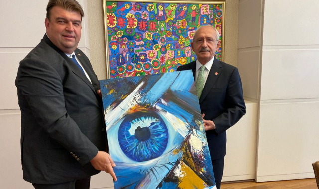 Başkan Yetişkin &#039;den Kılıçdaroğlu&#039;na Anlamlı Hediye