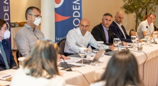 CHP'li 11 Belediye Ormanlarına Sahip Çıkıyor