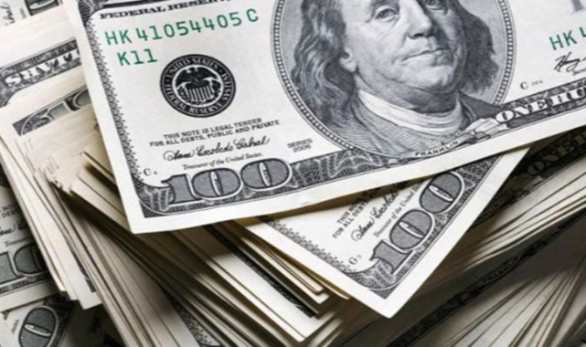 Fransız bankasından Türkiye&#039;ye yönelik endişelendiren dolar tahmini