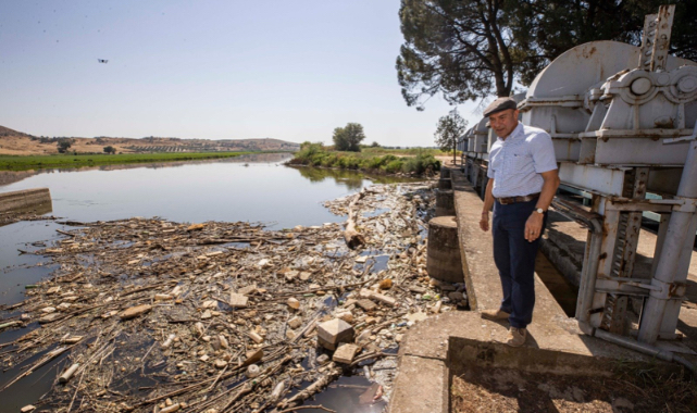 Gediz&#039;deki Kirlilik Ortaya Çıktı