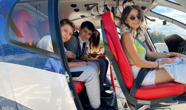 Helikopterler öğrenciler için havalandı