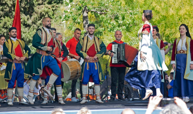 İzmir&#039;de Balkan Rüzgarı Esmeye Devam Ediyor