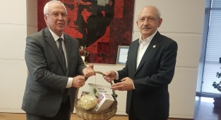 Karabağlar Belediyesi'nden Kılıçdaroğlu'na Temel Atma Daveti