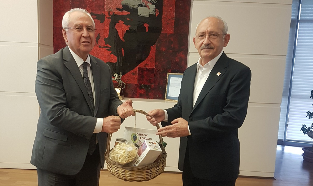 Karabağlar Belediyesi&#039;nden Kılıçdaroğlu&#039;na Temel Atma Daveti