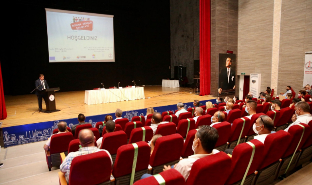Karşıyaka Belediyesi&#039;nden Roman Gençlik Çalıştayı