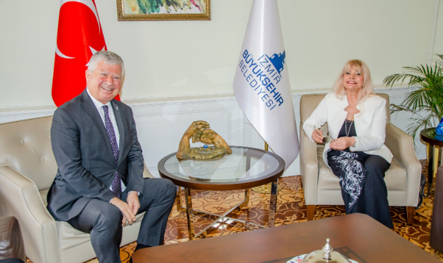 Özuslu: &quot;Sanat Barıştır&quot;