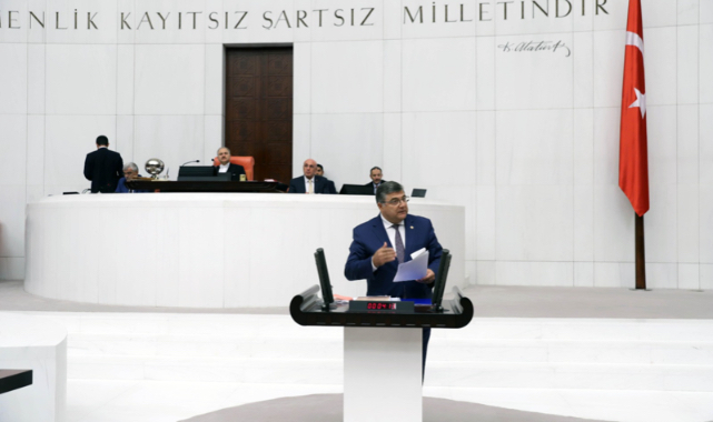 Sındır: &quot;Gazilerimize Borcumuzu Ödeyemeyiz&quot;