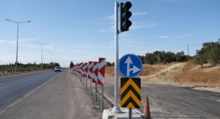 Altınova'da Köy Yollarına Trafik Bağlantısı Artık Daha Güvenli