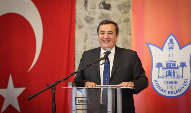 Başkan Batur, Konak&#039;taki 111 Muhtarla Bir Araya Geldi