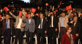 Batur: "Mustafa Kemal sevgimiz yüreğimizden gidemez"