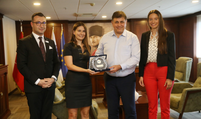 “İş’te Dijital Kadınlar” projesi