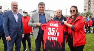 Karşıyaka Amatör Spor Kulüpleri'nin Yanında