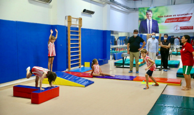 Karşıyaka Belediyesi&#039;nden Çocuklara Temel Hareket Eğitimi