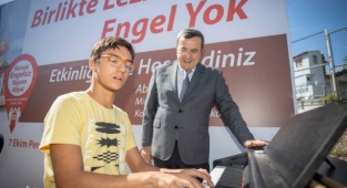 Konak Engelsiz Yaşam Köyü’nden Bir Başarı Öyküsü Daha