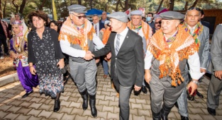 Soyer "Bu meydan diz çökmeyenlerin meydanıdır"