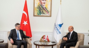 Soyer "İzmir'de Avusturya Günleri yapabiliriz"