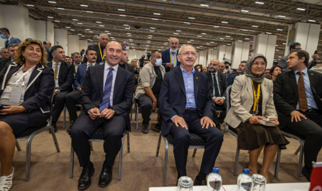 Türkiye&#039;nin Muhtarları İzmir&#039;de El Ele Veriyor