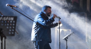 7.Milas Zeytin Hasat Şenliği’nde Ünlüler Geçidi