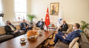 Brezilya Türkiye İşbirliği Görüşmeleri İzmir'de Yapıldı