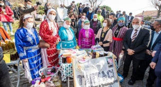 Büyükşehir'den Bergama’ya Ücretsiz Gezi