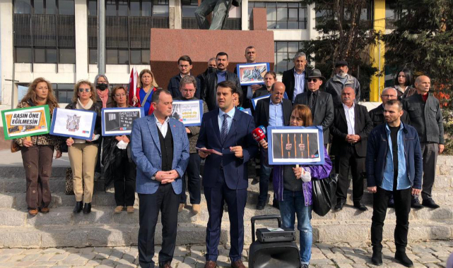 CHP Konak İlçe Başkanlığı&#039;ndan &quot;Özgür Basın Susturulamaz&quot; Açıklaması