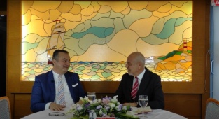 Ercan Çelikkaya: "İyi kalamar tarator sos ile servis edilmez"