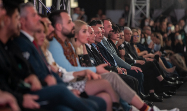 IF Wedding Fashion İzmir&#039;de İhtişamlı Gala