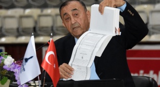 İzmir BŞB ve Ergün Aybars'tan Atatürk Konferansı