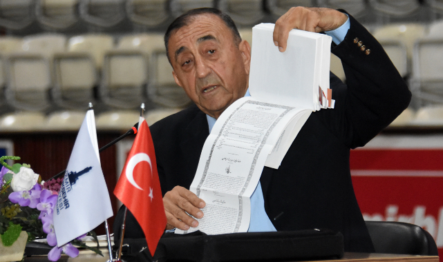 İzmir BŞB ve Ergün Aybars&#039;tan Atatürk Konferansı