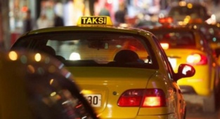 İzmir'de Taksilere Yeni Düzenleme